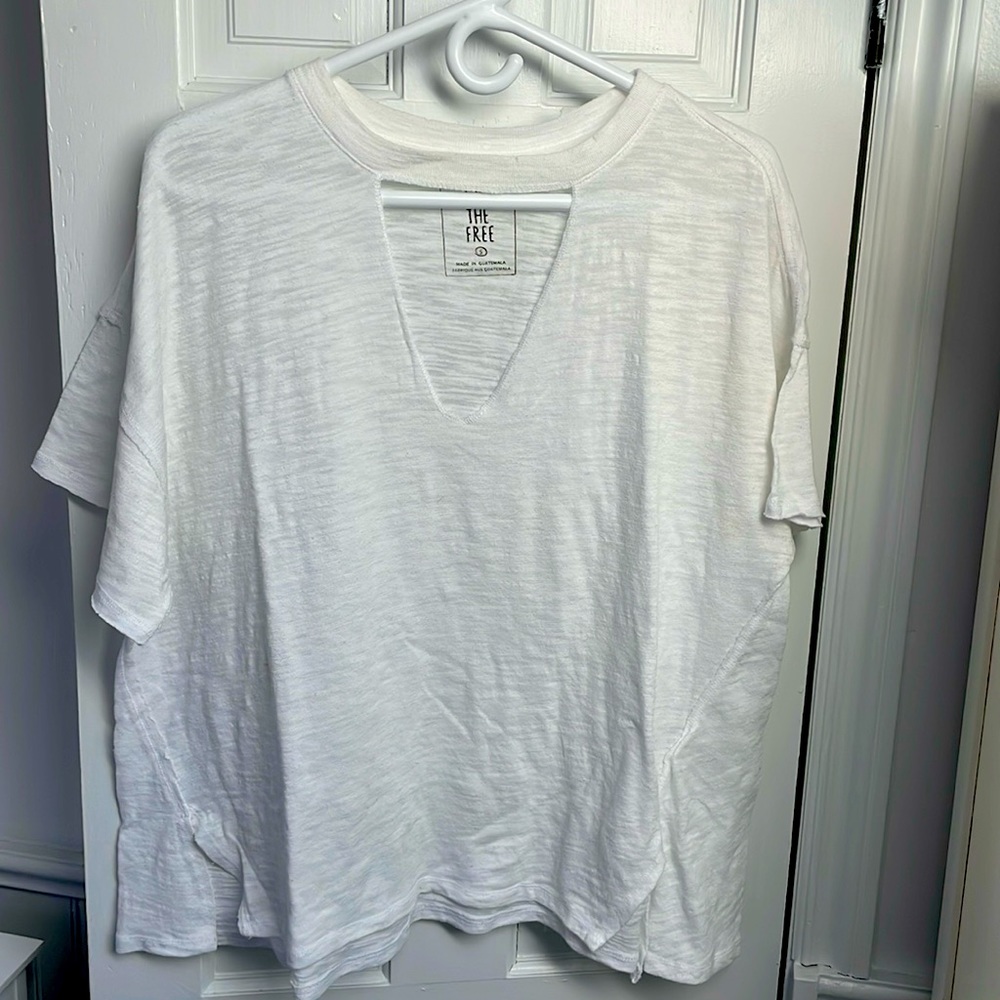 Free People oversized extremely soft cutout t-shirt Size small but fits large